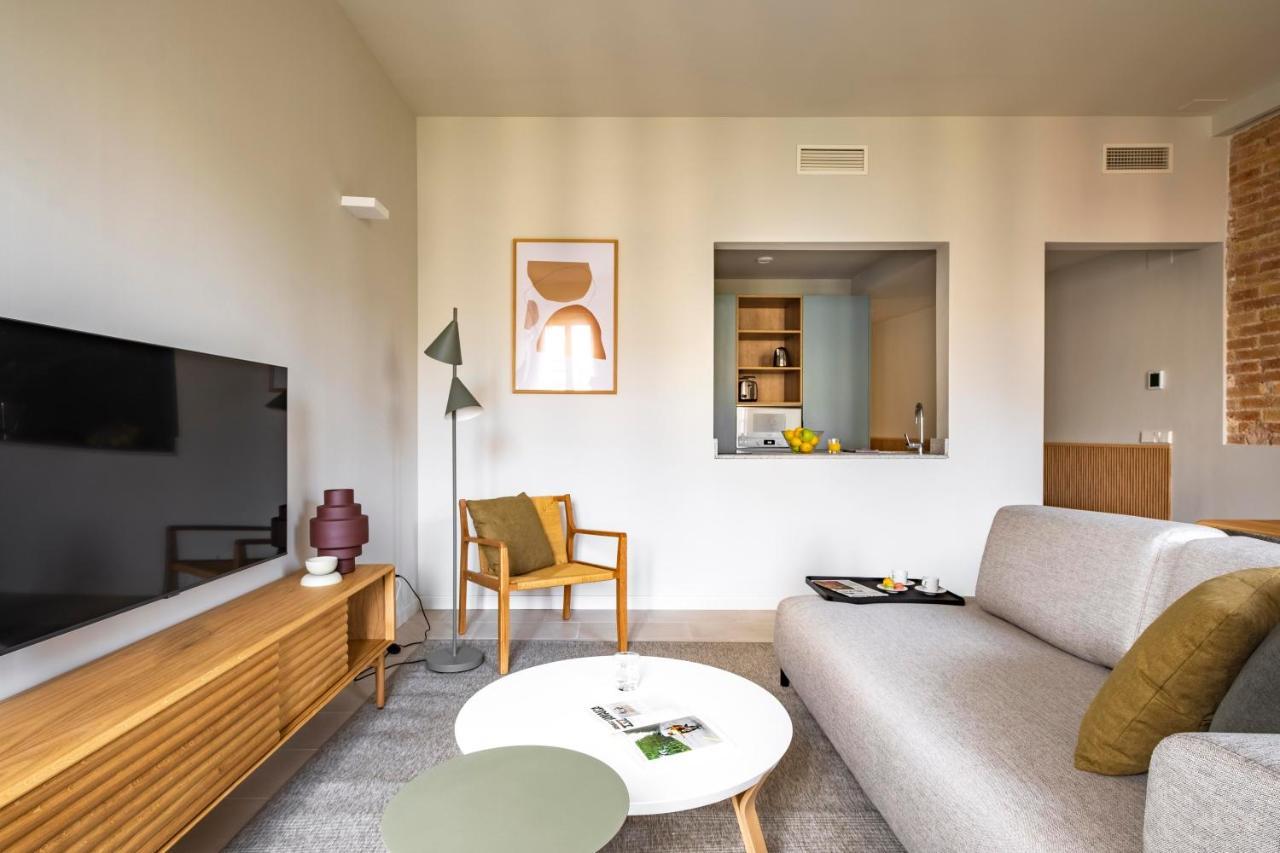 Aspasios Garden Apartments Barcelona Bagian luar foto