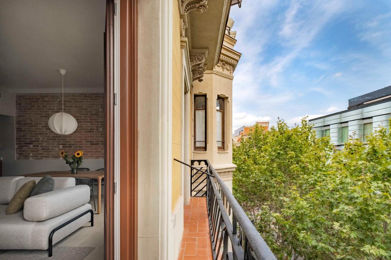 Aspasios Garden Apartments Barcelona Bagian luar foto