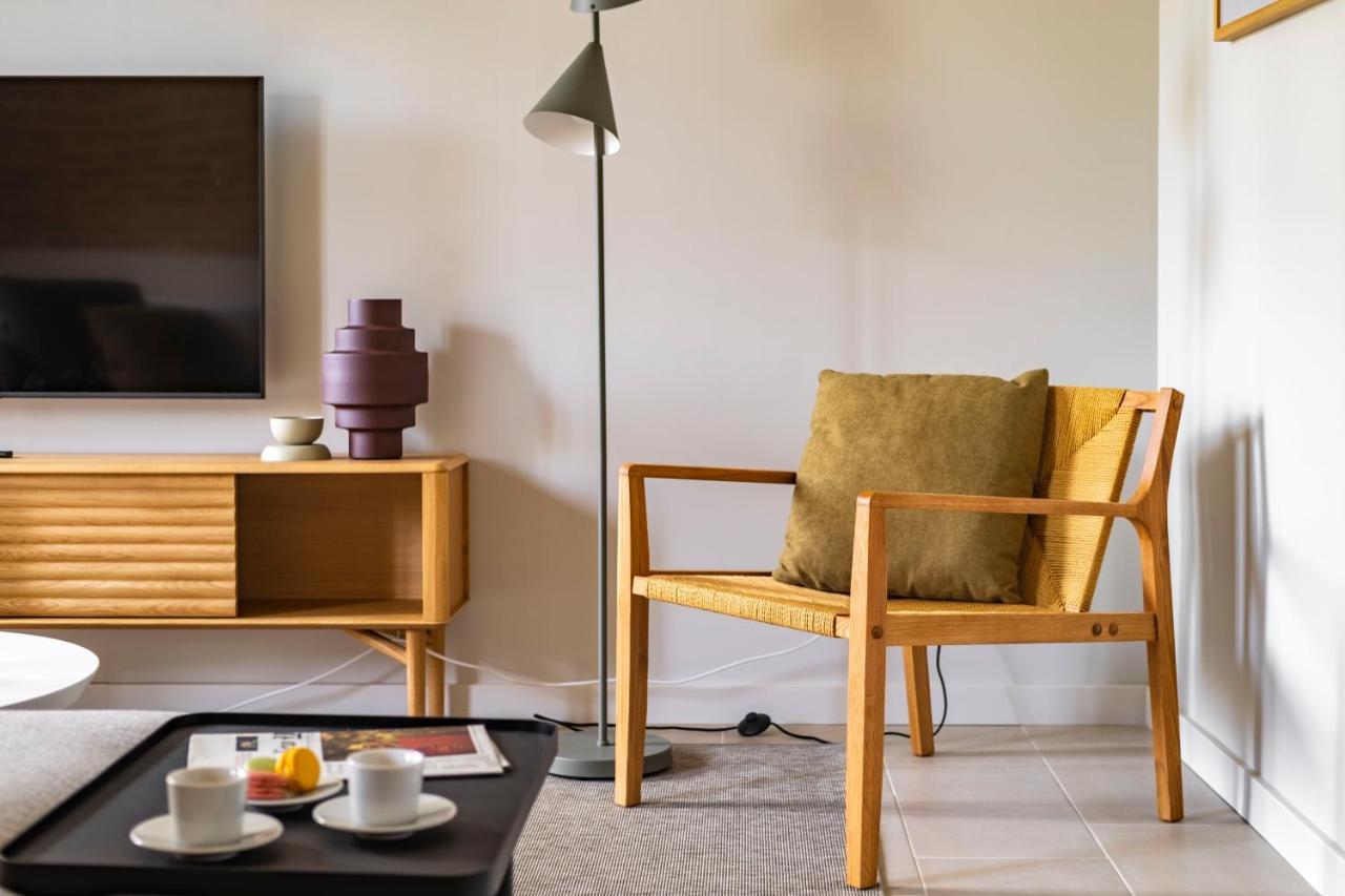Aspasios Garden Apartments Barcelona Bagian luar foto