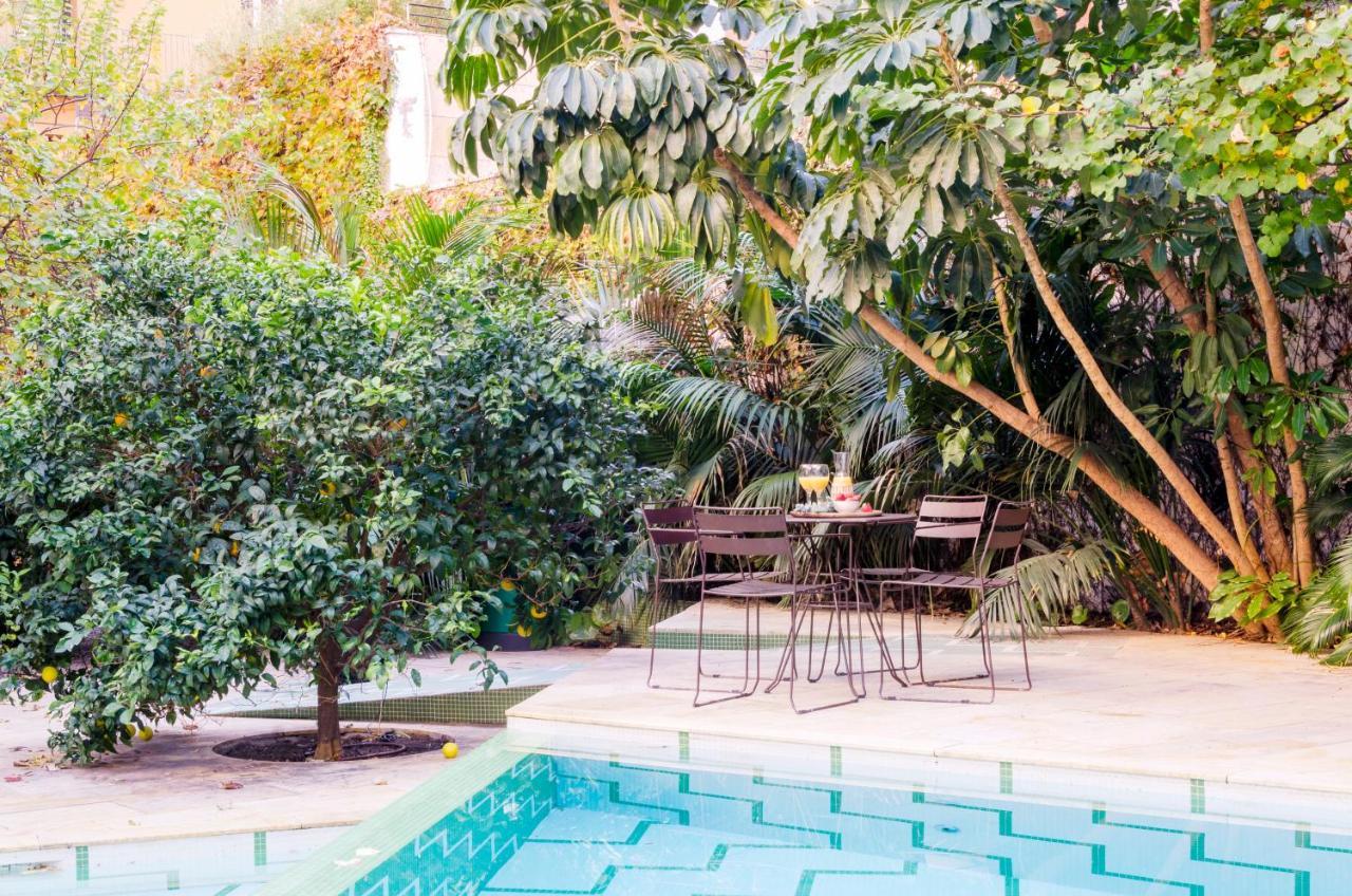 Aspasios Garden Apartments Barcelona Bagian luar foto